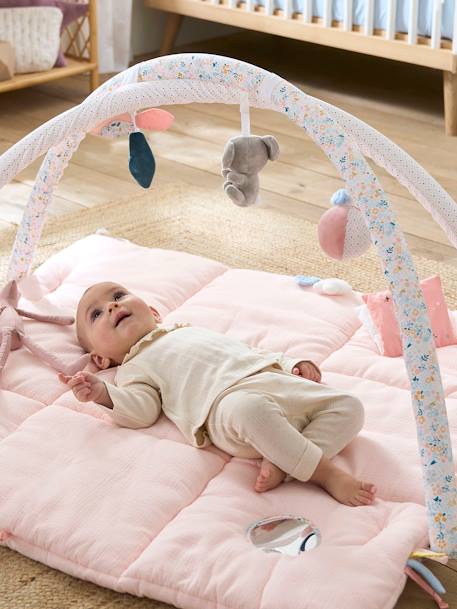 Comment choisir un tapis d'éveil pour bébé ? 5 conseils pour