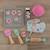 KidKraft - Cuisine en bois pour enfant Lil' Friends - 14 accessoires dont biscuits factices et maniques inclus ROSE 3 - vertbaudet enfant 