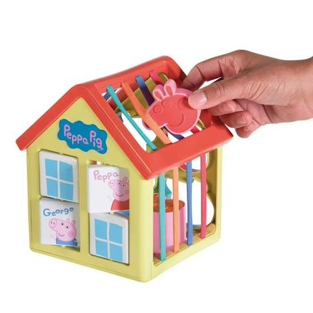 Maison d'activités de Peppa - TOOMIES - trieur de formes - 4 formes - fenêtres tournantes BLANC 3 - vertbaudet enfant 