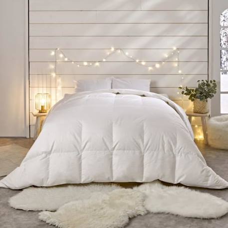 BLEU CALIN Couette Duvet Naturelle Chaude - 90% Duvet de Canard - Enveloppe 100% percale de coton - 140x200cm BLANC 2 - vertbaudet enfant 