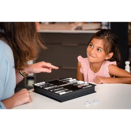 SERIE NOIRE BACKGAMMON - Jeu de plateau - DUJARDIN - Affrontez-vous dans des parties de Backgammon riches en rebondissements ! NOIR 5 - vertbaudet enfant 