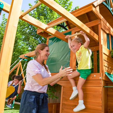 KidKraft - Aire de jeux portique en bois Ridgeview avec toboggan, balançoires et mur d'escalade MARRON 4 - vertbaudet enfant 