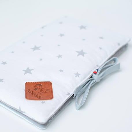 Sevira Kids - Protège carnet de santé bébé en coton Stella - Blanc - Ouvert : 24 x 34 cm  / Fermé : 17 x 32 cm BLANC 2 - vertbaudet enfant 