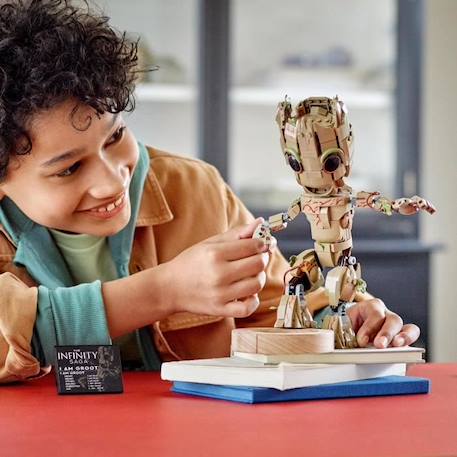 LEGO 76217 Marvel Je s'Appelle Groot, Jouet Marvel et Figurine Bébé Groot, Film Les Gardiens de la Galaxie 2, Enfants Dès 10 Ans MARRON 5 - vertbaudet enfant 