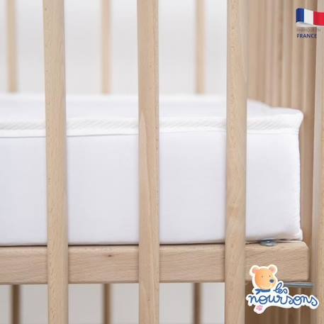 Matelas Bébé / Enfant - 70x140 cm - Réversible - OekoTex® - Garantie 2 ans - Fabrication française BLANC 2 - vertbaudet enfant 