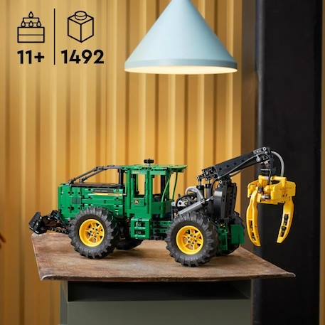 LEGO® Technic 42157 La Débardeuse John Deere 948L-II, Maquette d'Engin de Chantier avec Fonctions VERT 2 - vertbaudet enfant 