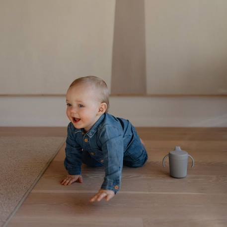 Tasse à boire Gris Smoke - Verre d'apprentissage bébé - Mushie GRIS 3 - vertbaudet enfant 