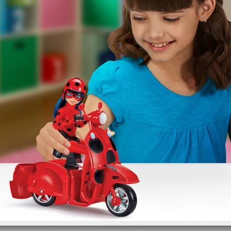 Scooter Miraculous Switch'n go + poupée articulée Ladybug Lucky Charm BANDAI 26 cm - P50668 ROUGE 6 - vertbaudet enfant 