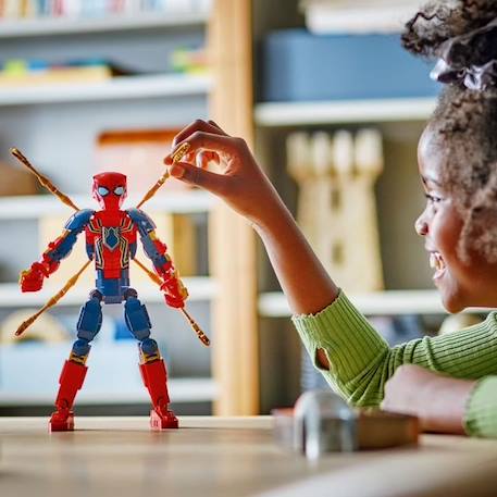 LEGO® Marvel 76298 Figurine d’Iron Spider-Man à Construire Jeu de Rôle Pour Enfants ROUGE 4 - vertbaudet enfant 