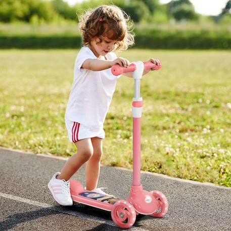 Trottinette enfant - AIYAPLAY - 3 Roues Lumineuses LED - Hauteur Guidon réglable -frein à Friction arrière de 2 à 6 ans Rose ROSE 2 - vertbaudet enfant 